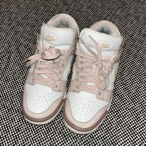 Nike Low Dunk Twist Sandrift